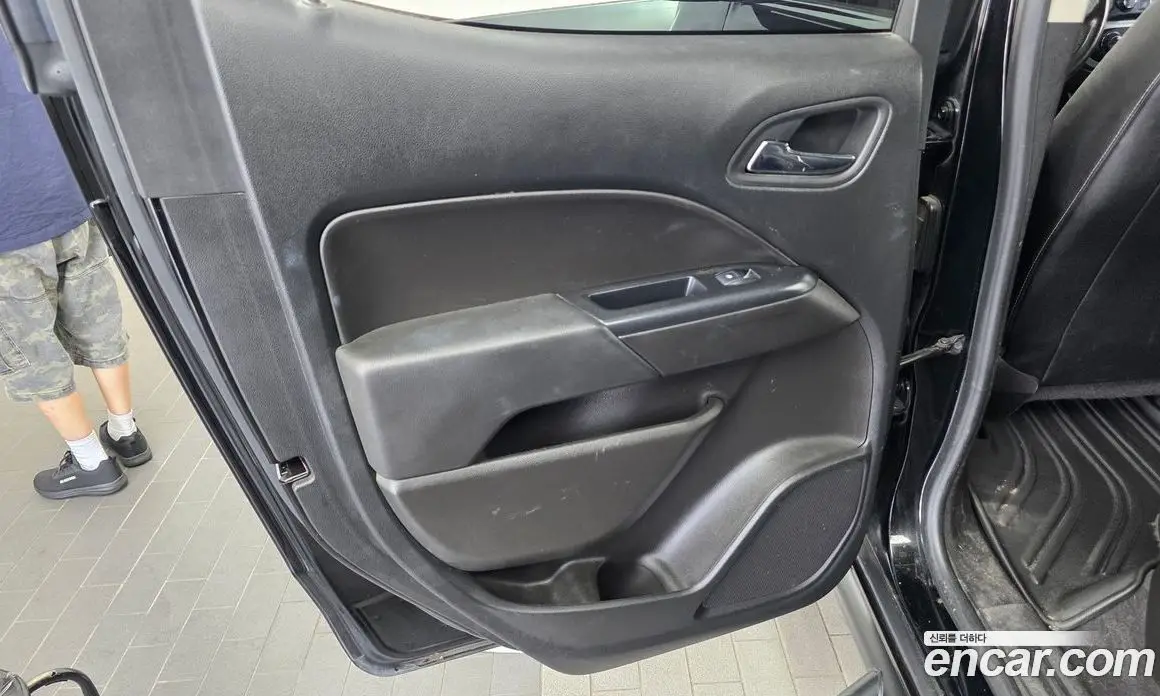 Chevrolet Colorado 2020 3.6 автомат (гидро), фото 15
