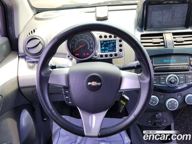 Chevrolet Spark 2013 1.0 механика, миниатюра 10 Chevrolet Spark 2013 1.0 механика, миниатюра 10