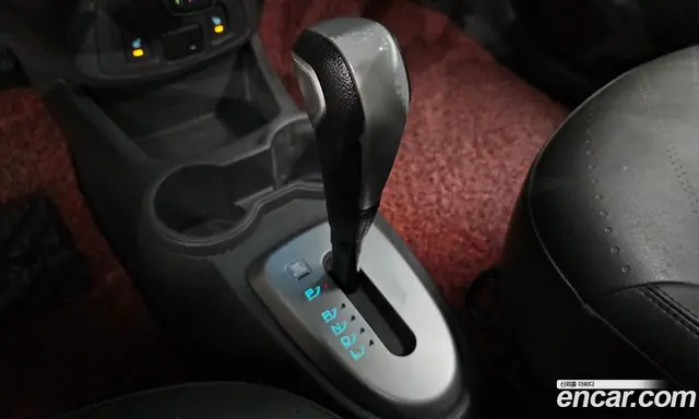 Chevrolet Spark 2015 1.0 автомат (гидро), миниатюра 12