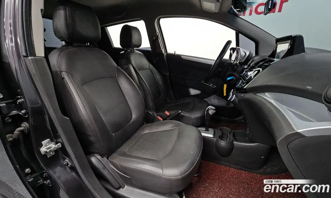 Chevrolet Spark 2015 1.0 автомат (гидро), фото 17 Chevrolet Spark 2015 1.0 автомат (гидро), фото 17