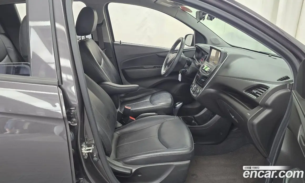 Chevrolet Spark 2016 1.0 автомат (гидро), фото 16 Chevrolet Spark 2016 1.0 автомат (гидро), фото 16