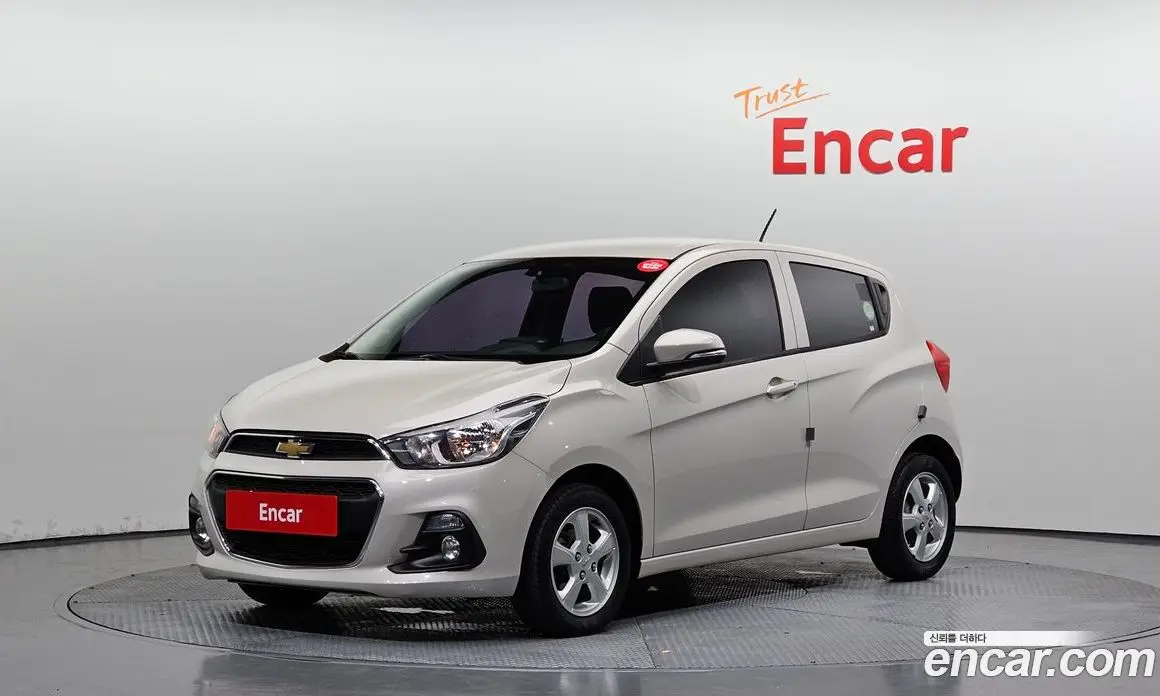 Chevrolet Spark 2016 1.0 автомат (гидро), фото 1 Chevrolet Spark 2016 1.0 автомат (гидро), фото 1