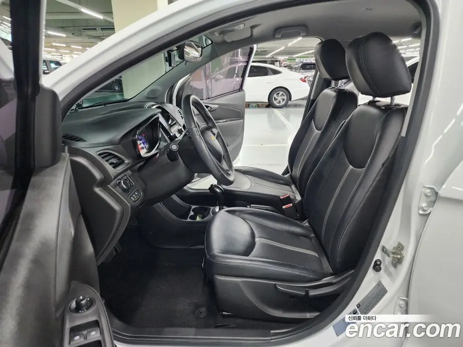 Chevrolet Spark 2019 1.0 автомат (гидро), фото 15