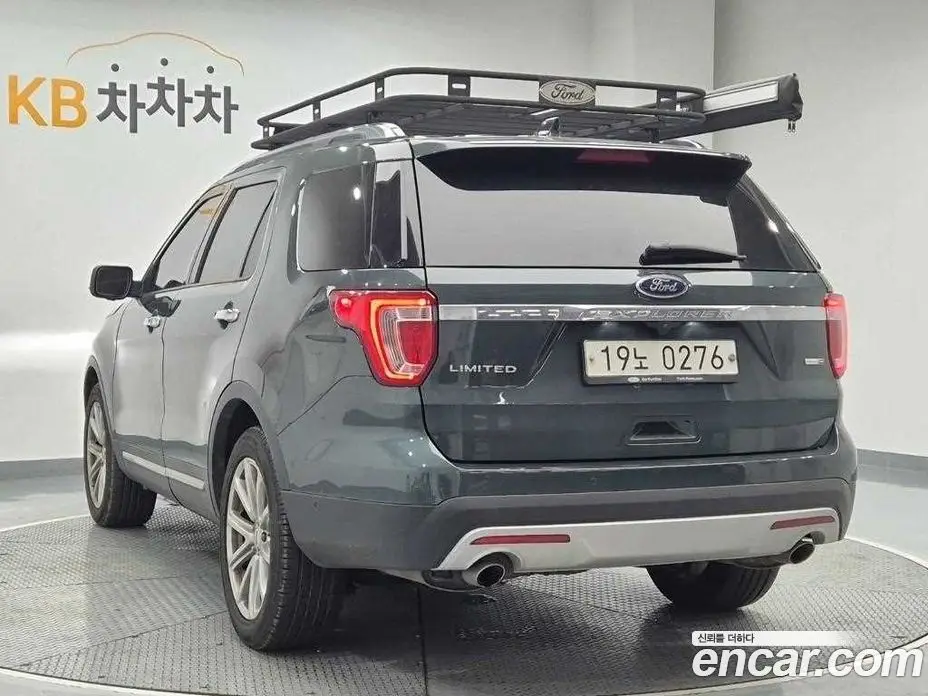 Ford Explorer 2016 2.3 автомат (гидро), фото 2 Ford Explorer 2016 2.3 автомат (гидро), фото 2