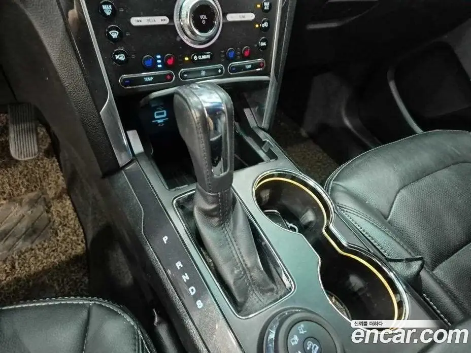 Ford Explorer 2016 2.3 автомат (гидро), фото 8 Ford Explorer 2016 2.3 автомат (гидро), фото 8
