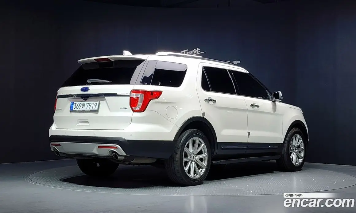 Ford Explorer 2017 2.3 автомат (гидро), фото 2 Ford Explorer 2017 2.3 автомат (гидро), фото 2