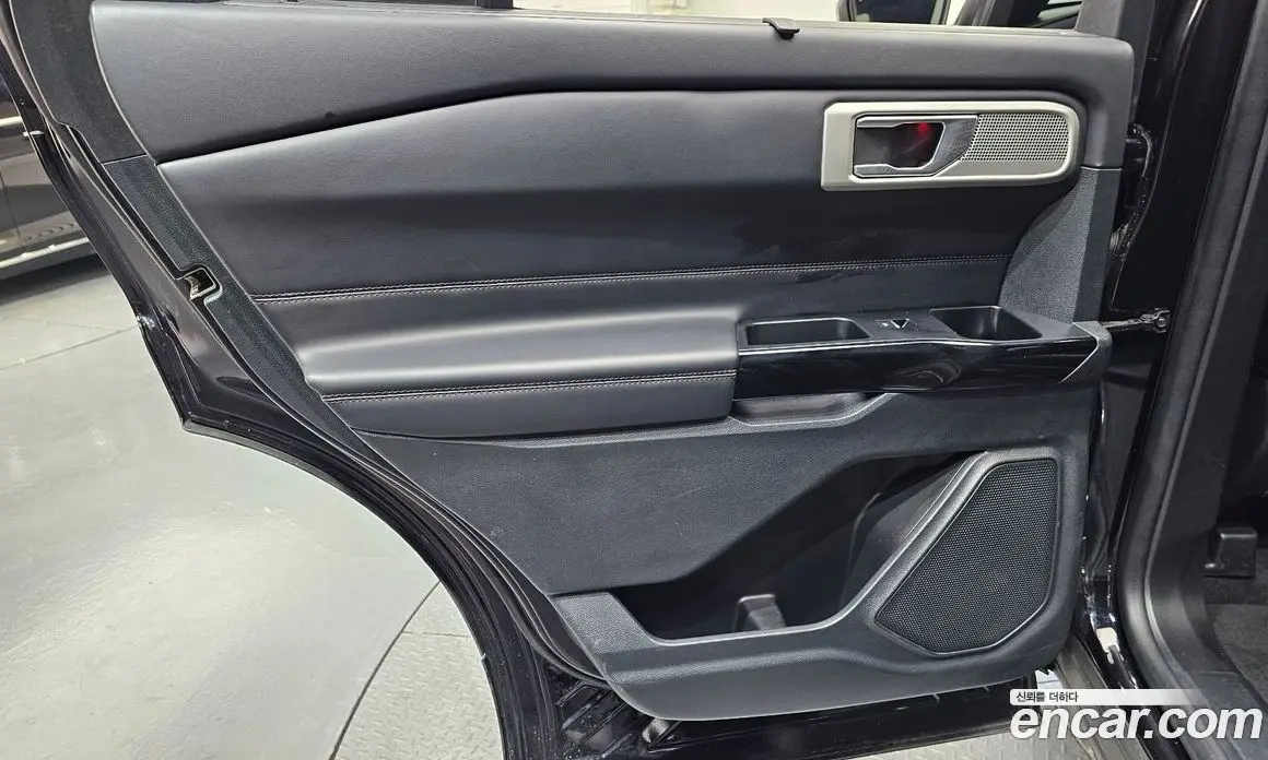Ford Explorer 2022 3.0 автомат (гидро), фото 15