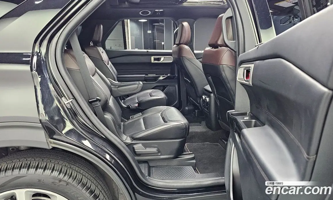 Ford Explorer 2022 3.0 автомат (гидро), фото 17