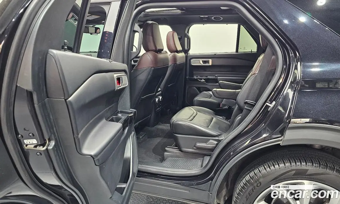 Ford Explorer 2022 3.0 автомат (гидро), фото 18