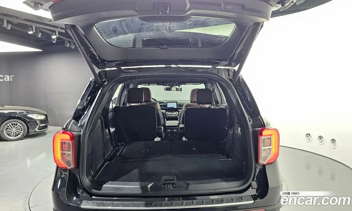Ford Explorer 2022 3.0 автомат (гидро), фото 26