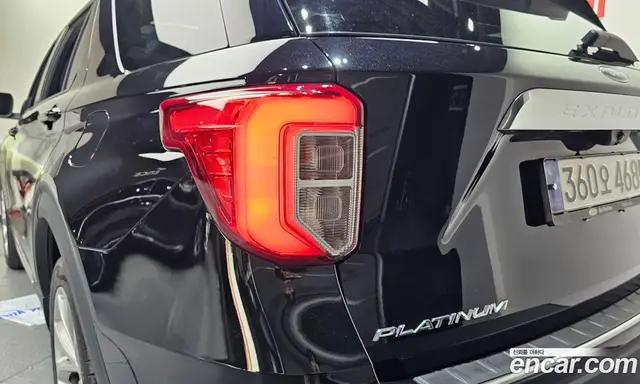 Ford Explorer 2022 3.0 автомат (гидро), миниатюра 9