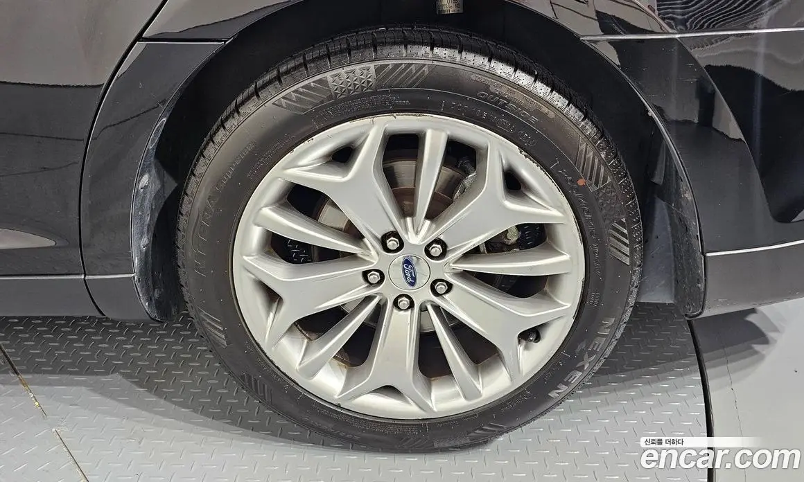 Ford Taurus 2016 2.0 автомат (гидро), фото 6 Ford Taurus 2016 2.0 автомат (гидро), фото 6