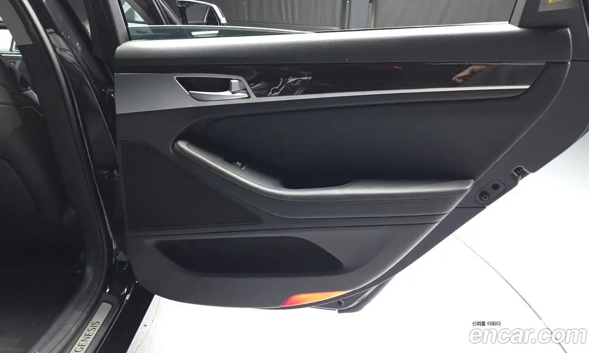 Genesis G80 2020 3.3 автомат (гидро), фото 15 Genesis G80 2020 3.3 автомат (гидро), фото 15
