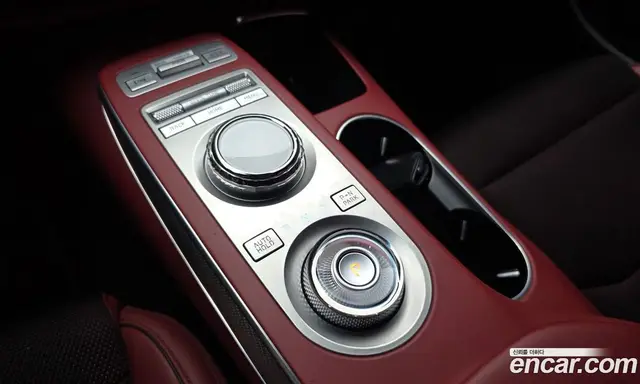 Genesis GV70 2021 2.5 автомат (гидро), миниатюра 12