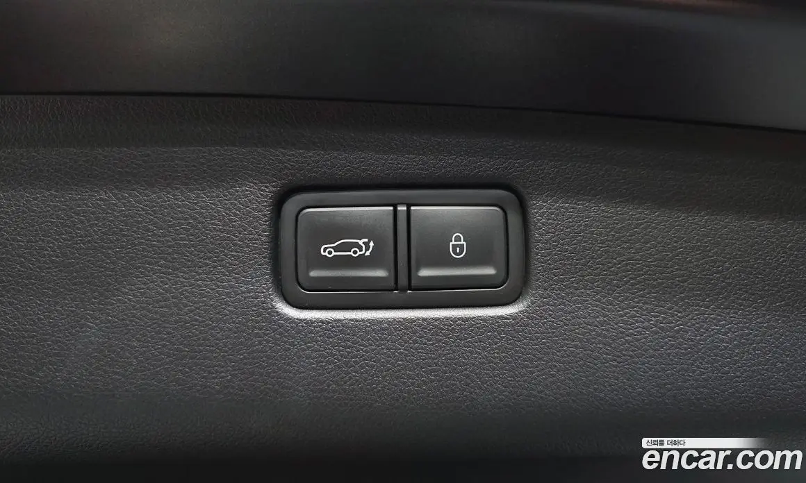Genesis GV70 2021 2.5 автомат (гидро), фото 33 Genesis GV70 2021 2.5 автомат (гидро), фото 33