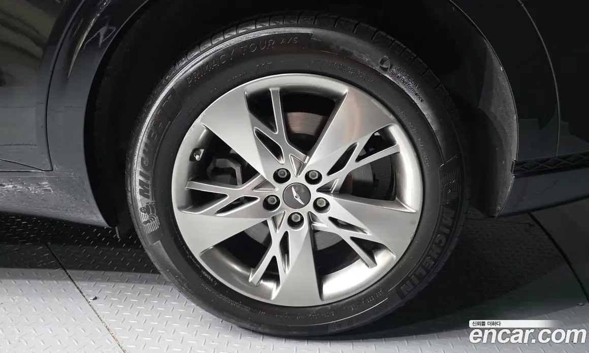 Genesis GV70 2021 2.5 автомат (гидро), фото 5 Genesis GV70 2021 2.5 автомат (гидро), фото 5