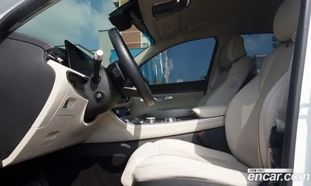 Genesis GV70 2025 2.5 автомат (гидро), миниатюра 9 Genesis GV70 2025 2.5 автомат (гидро), миниатюра 9