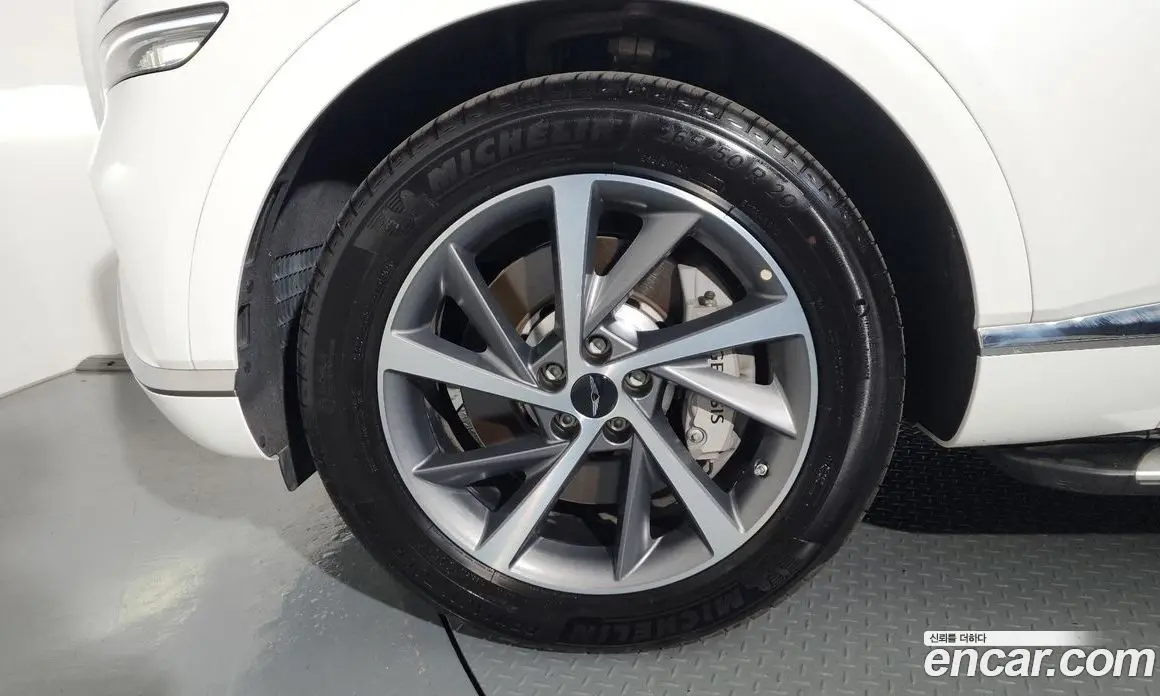 Genesis GV80 2024 2.5 автомат (гидро), фото 4 Genesis GV80 2024 2.5 автомат (гидро), фото 4