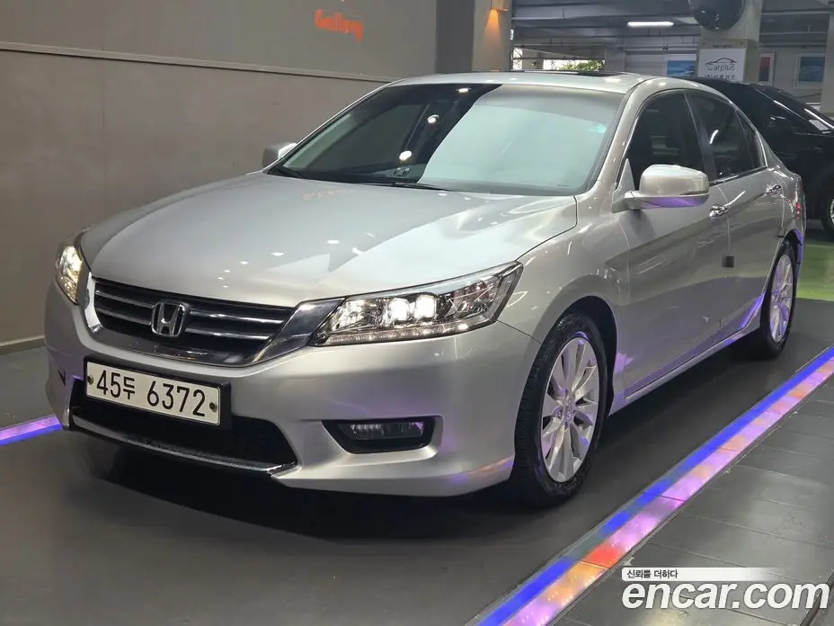 Honda Accord 2014 2.4 автомат (гидро), фото 1 Honda Accord 2014 2.4 автомат (гидро), фото 1