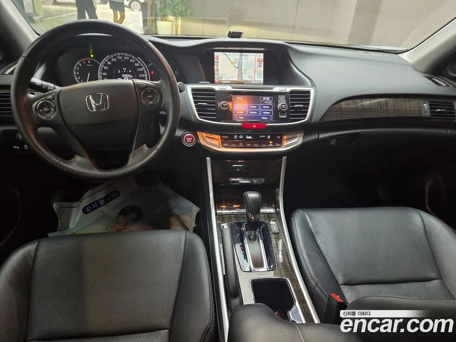 Honda Accord 2014 2.4 автомат (гидро), фото 5 Honda Accord 2014 2.4 автомат (гидро), фото 5