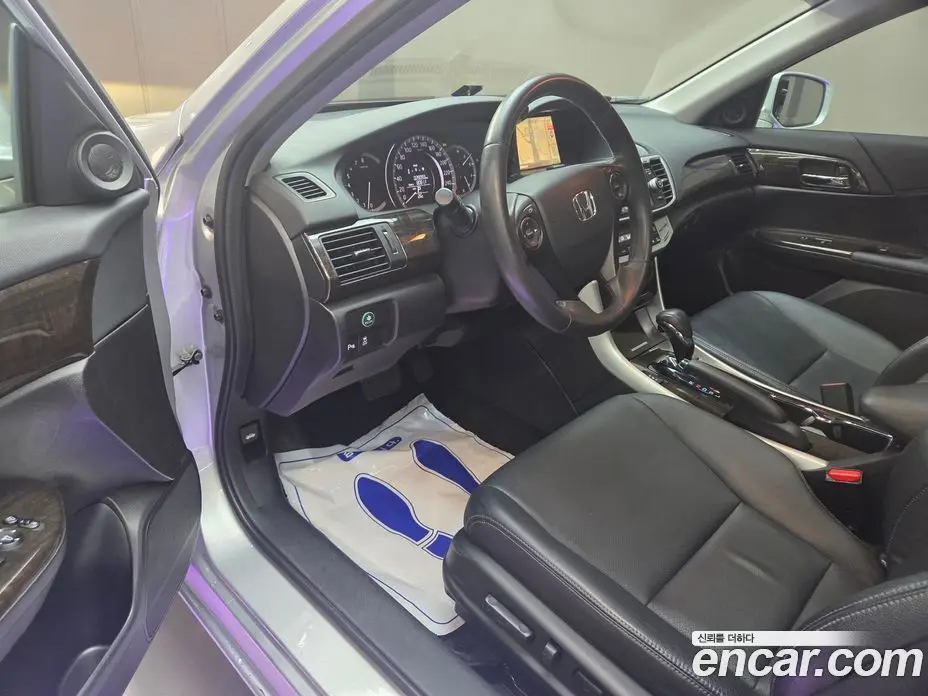 Honda Accord 2014 2.4 автомат (гидро), фото 6 Honda Accord 2014 2.4 автомат (гидро), фото 6