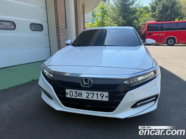 Honda Accord 2019 2.0 автомат (гидро), миниатюра 3 Honda Accord 2019 2.0 автомат (гидро), миниатюра 3