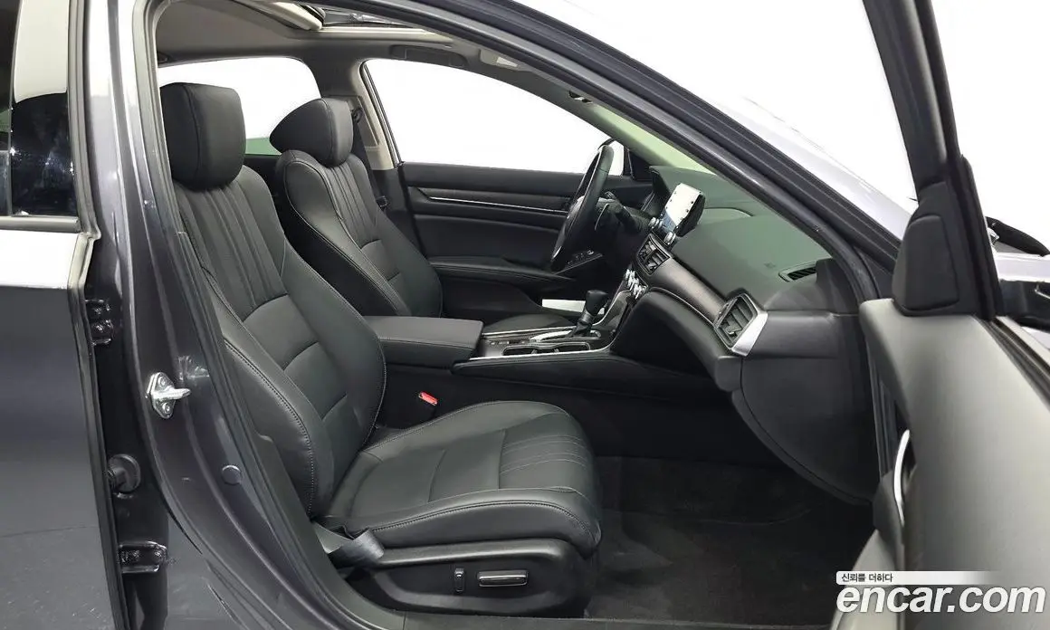 Honda Accord 2021 1.5 автомат (гидро), фото 16 Honda Accord 2021 1.5 автомат (гидро), фото 16