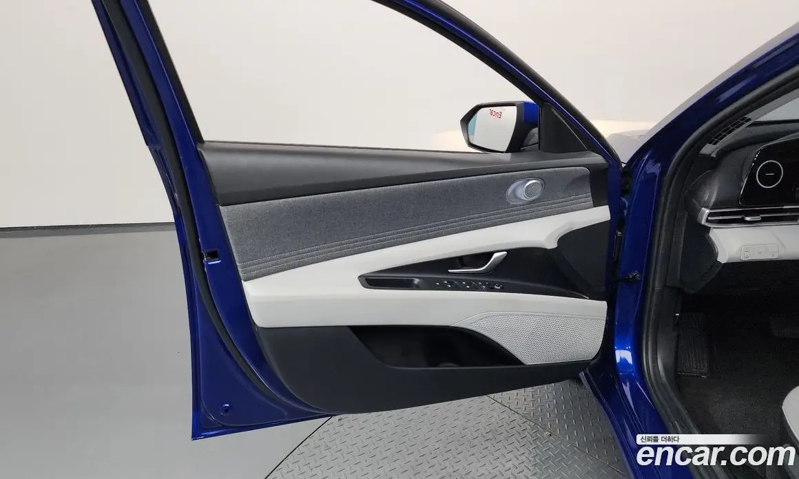 Hyundai Avante 2020 1.6 автомат (гидро), фото 14