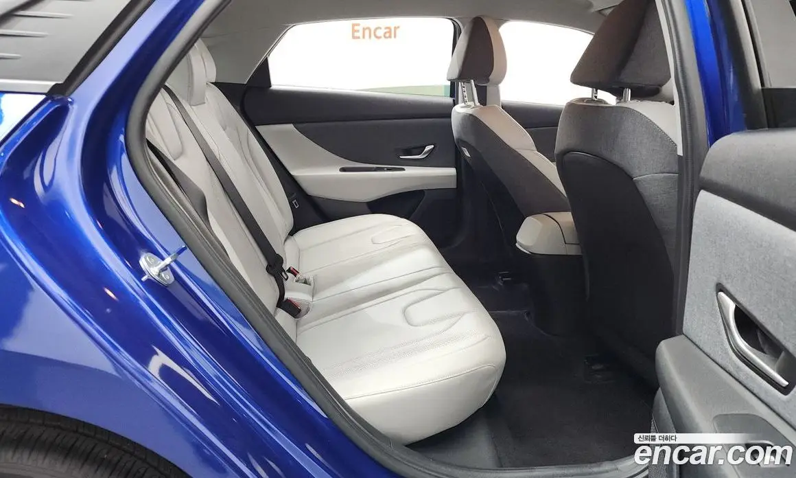 Hyundai Avante 2020 1.6 автомат (гидро), фото 17