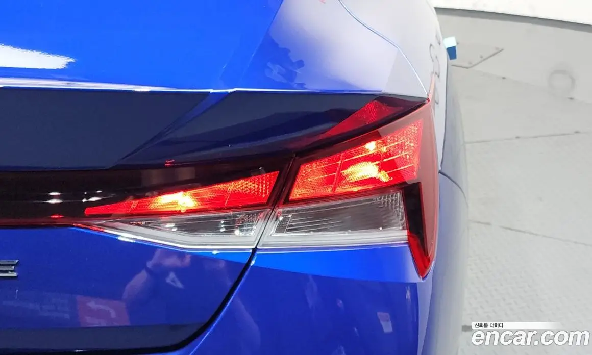 Hyundai Avante 2020 1.6 автомат (гидро), фото 9