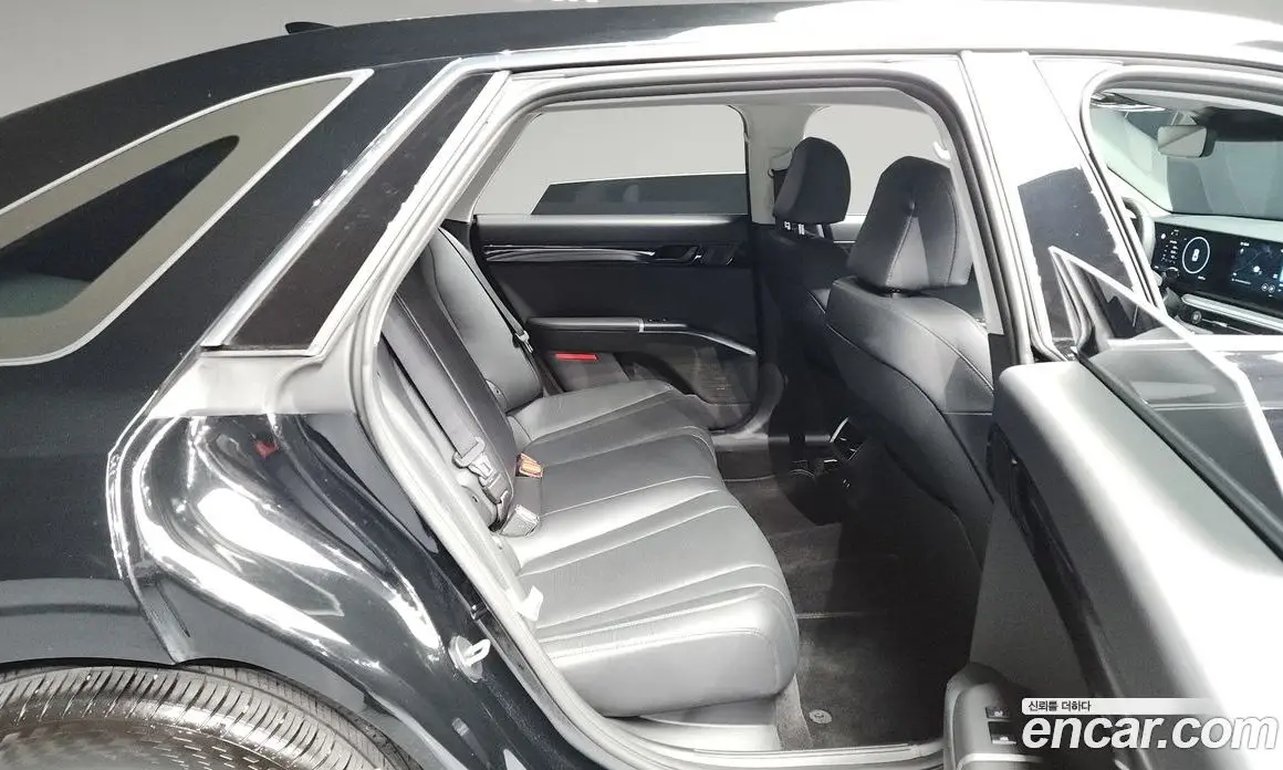 Hyundai Grandeur 2023 3.5 автомат (гидро), фото 12