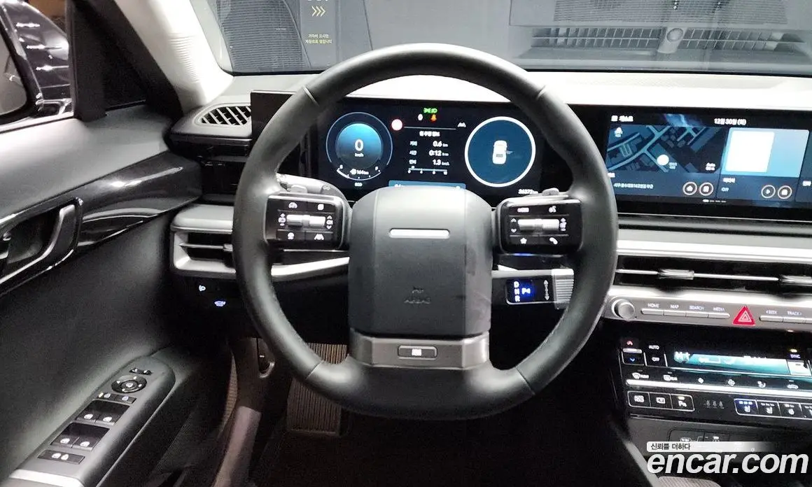 Hyundai Grandeur 2023 3.5 автомат (гидро), фото 13