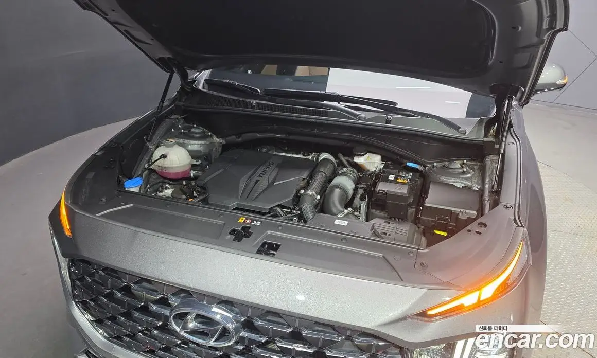Hyundai Santa Fe 2021 2.5 автомат (гидро), фото 5