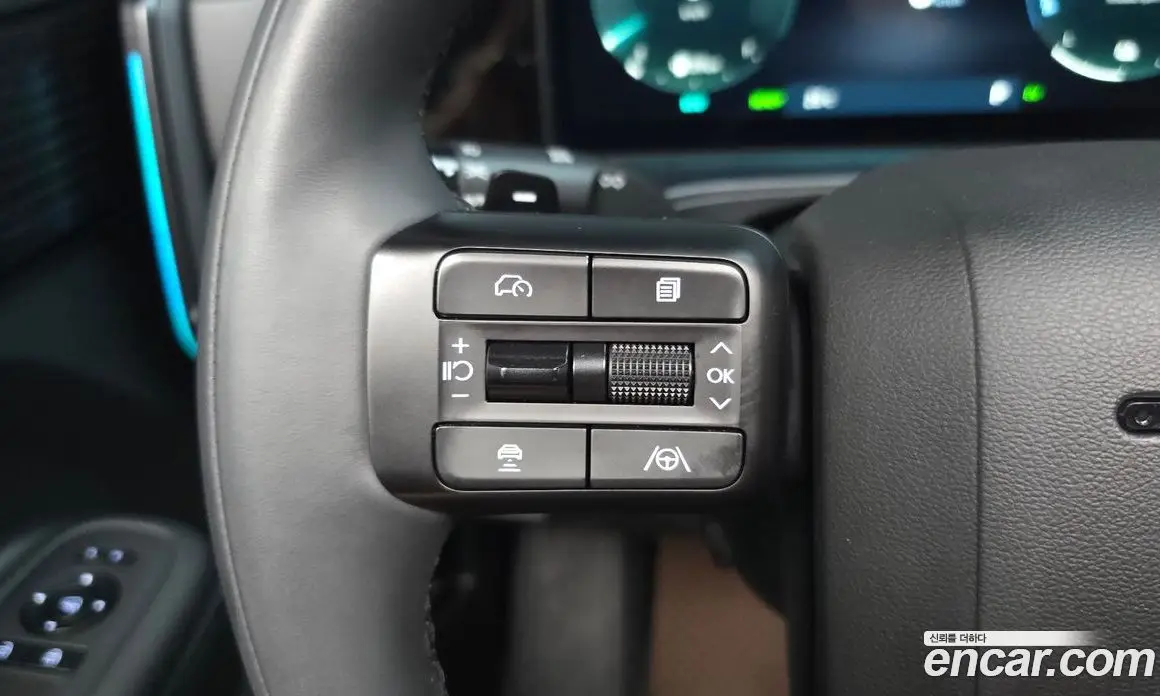Hyundai Santa Fe 2024 1.6 автомат (гидро), фото 21
