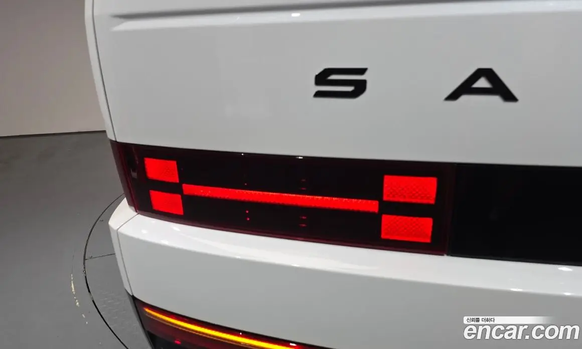 Hyundai Santa Fe 2024 1.6 автомат (гидро), фото 8