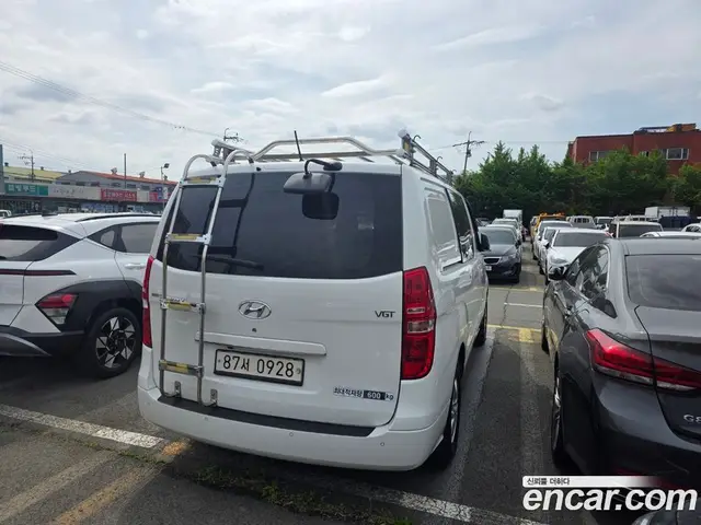 Hyundai Starex 2020 2.5 автомат (гидро), миниатюра 2