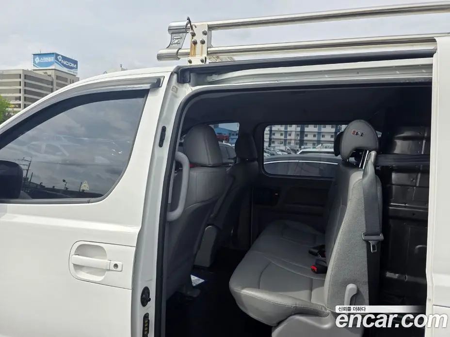 Hyundai Starex 2020 2.5 автомат (гидро), фото 11