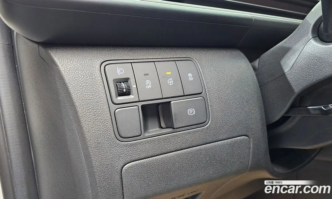 Hyundai Staria 2021 2.2 автомат (гидро), фото 16