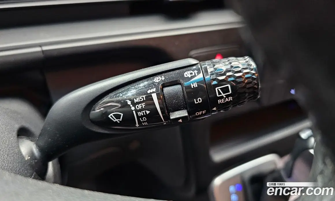 Hyundai Staria 2021 2.2 автомат (гидро), фото 19