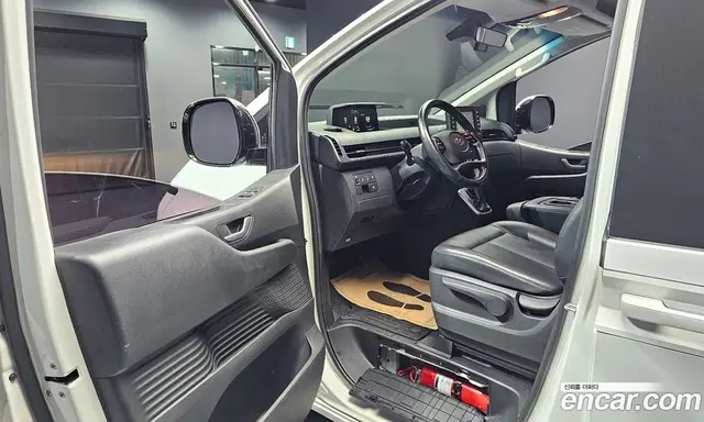 Hyundai Staria 2021 2.2 автомат (гидро), миниатюра 10