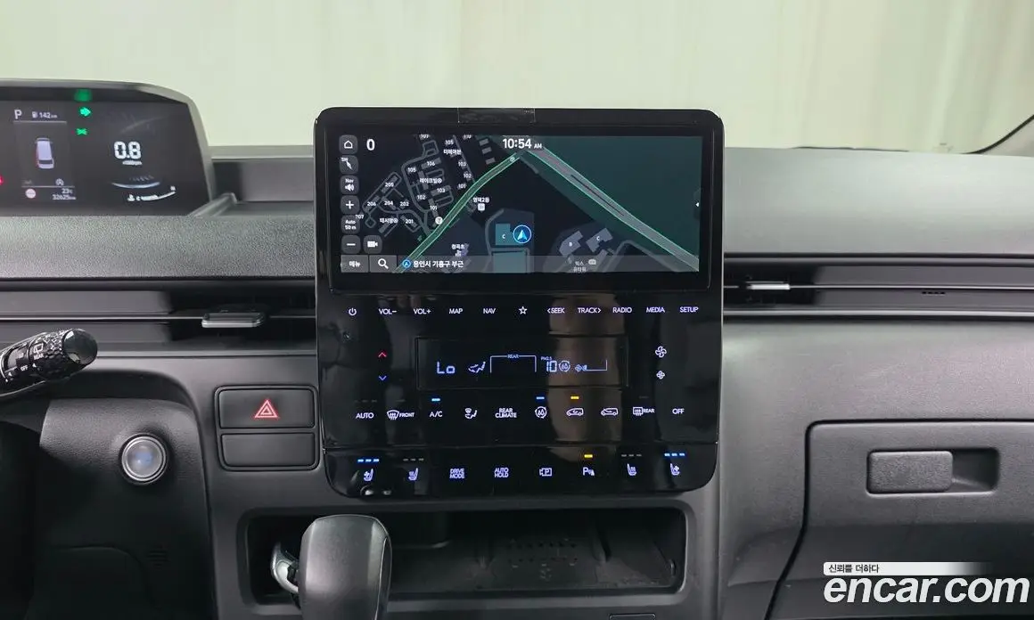 Hyundai Staria 2023 2.2 автомат (гидро), фото 19