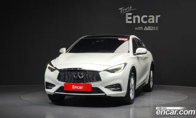 Infiniti Q30 2019 2.0 автомат (гидро), миниатюра 2 Infiniti Q30 2019 2.0 автомат (гидро), миниатюра 2