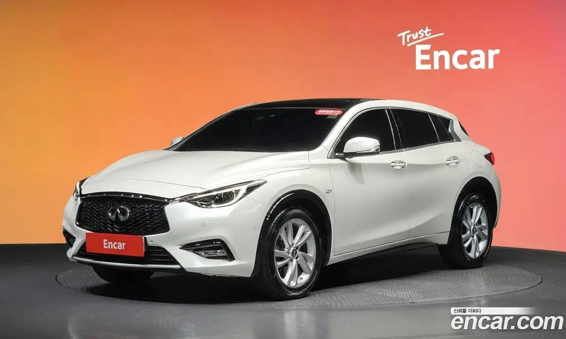 Infiniti Q30 2019 2.0 автомат (гидро), фото 30 Infiniti Q30 2019 2.0 автомат (гидро), фото 30