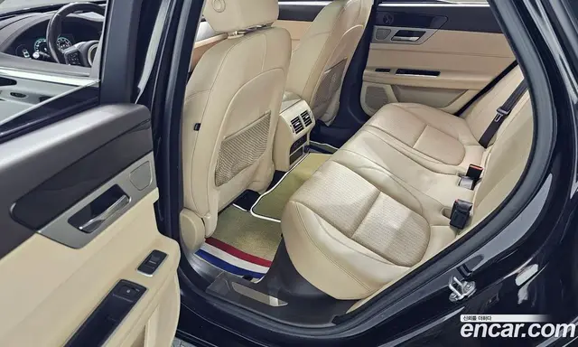 Jaguar XF 2018 2.0 автомат (гидро), миниатюра 12