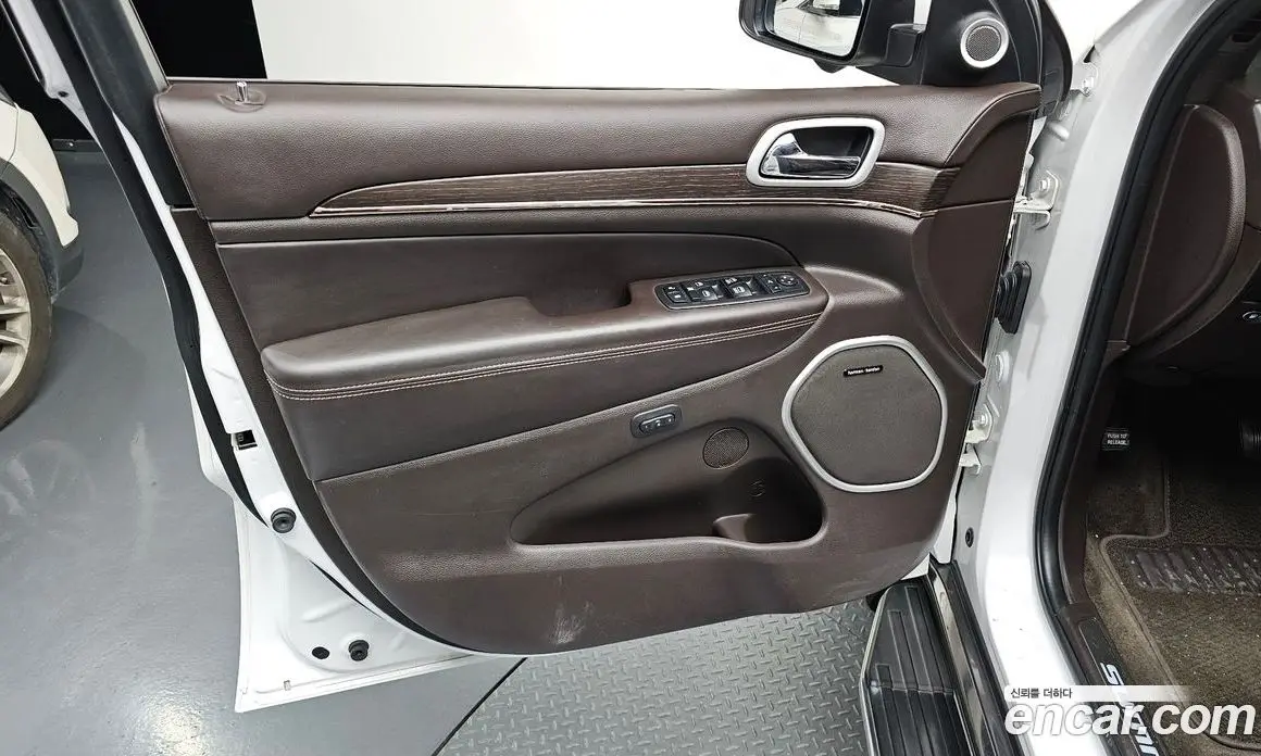 Jeep Cherokee 2018 3.0 автомат (гидро), фото 13 Jeep Cherokee 2018 3.0 автомат (гидро), фото 13