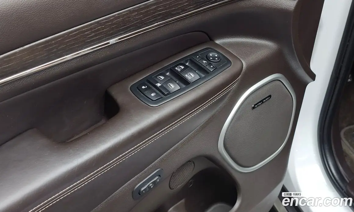 Jeep Cherokee 2018 3.0 автомат (гидро), фото 27 Jeep Cherokee 2018 3.0 автомат (гидро), фото 27