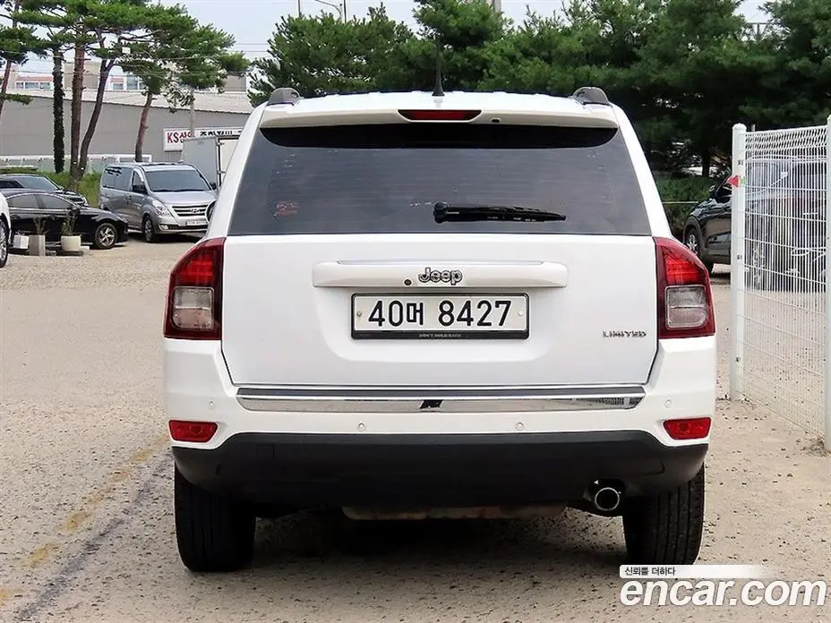 Jeep Compass 2013 2.4 автомат (гидро), фото 4 Jeep Compass 2013 2.4 автомат (гидро), фото 4