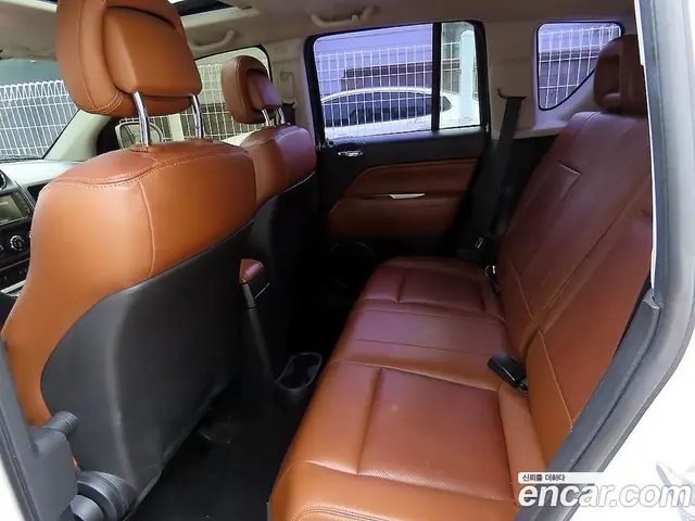Jeep Compass 2013 2.4 автомат (гидро), миниатюра 6 Jeep Compass 2013 2.4 автомат (гидро), миниатюра 6