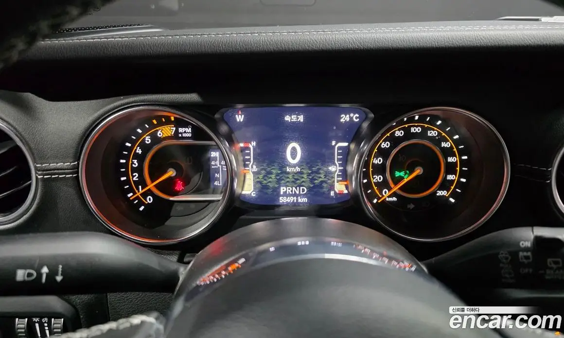 Jeep Wrangler 2022 2.0 автомат (гидро), фото 11 Jeep Wrangler 2022 2.0 автомат (гидро), фото 11