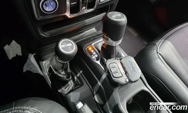 Jeep Wrangler 2022 2.0 автомат (гидро), миниатюра 12